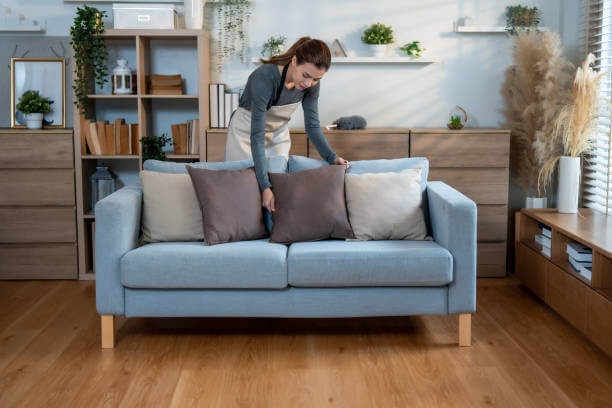Top-rated sofa cleaning service in UAE deep cleaning living room furniture